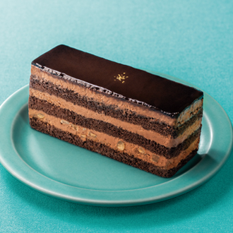 ナッツ香るダブルチョコレートケーキ