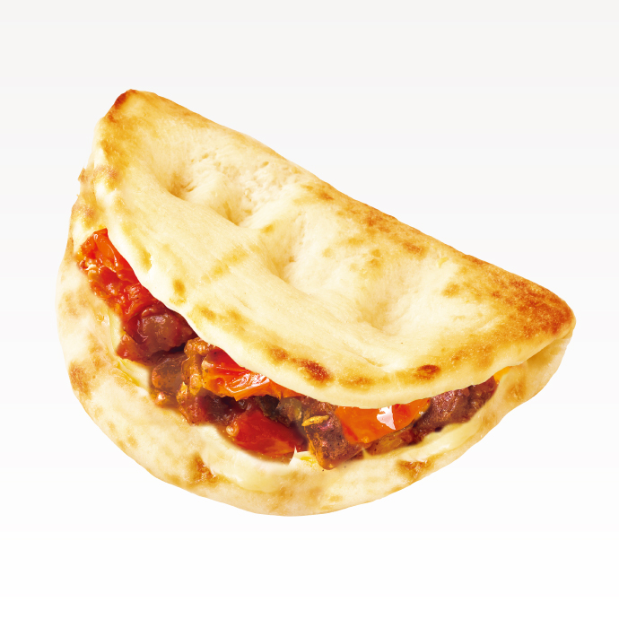 カルツォーネ　タンドリー風チキン